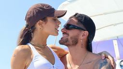 Rodrigo De Paul y Tini Stoessel, se separaron.