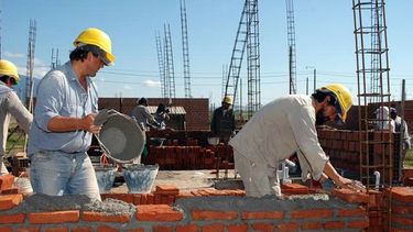 la casa propia, mas lejos: el valor de la construccion se duplico en 2022