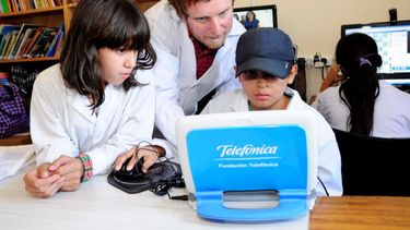 Telefónica busca a jóvenes profesionales del país y Mendoza para incorporarlos