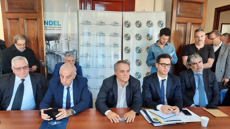 En un contexto de alta inflación y escasez de dólares las PYMES industriales propusieron ayer un blanqueo de divisas que se utilicen para exportar