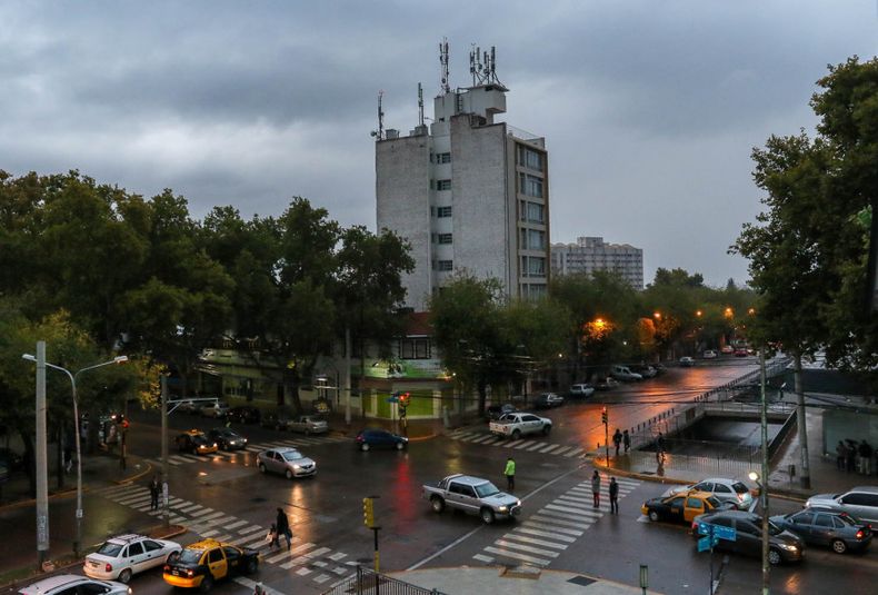 Mendoza, bajo granizo y lluvias intensas: el pronóstico para las próximas horas