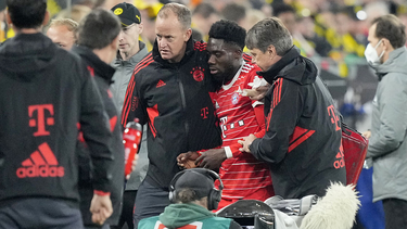 Alphonso Davies se lesionó pero llegará al Mundial.