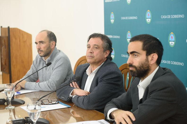 Fuerte crítica del Gobierno al SUTE por el anuncio del paro.