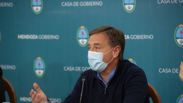 Sitio Andino | Rodolfo Suarez y el vicegobernador, Mario Abed, junto a los ministros de Economía y Energía, Enrique Vaquié y de Turismo y Cultura, Marina Juri presentaron el programa Mendoza Activa
