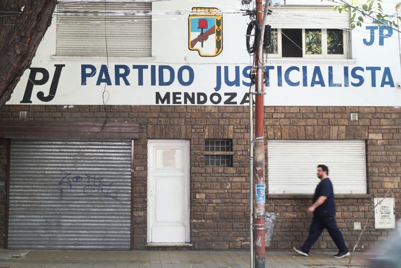 El intendente de Maipú, Matías Stevanato, habló sobre el futuro del peronismo y el camino hacia las elecciones internas.