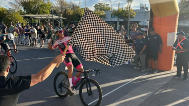 Mauricio Páez, ganó la segunda etapa de la Vuelta Ciclística de General Alvear. Mauricio Páez, ganó la segunda etapa de la Vuelta Ciclística de General Alvear.