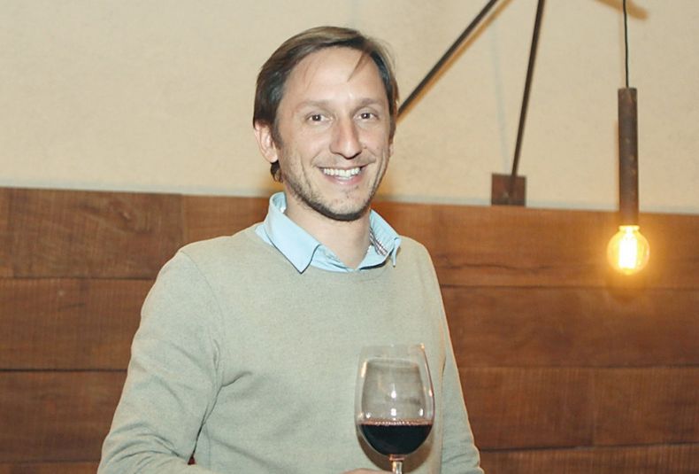 Gaston Re marketing vinos