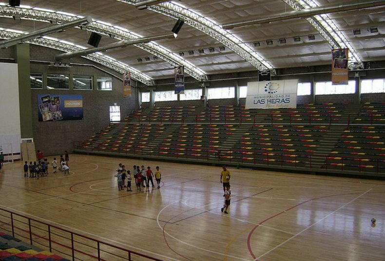 Polideportivo Polimeni de Las Heras