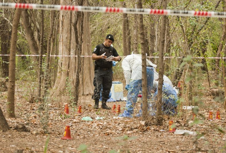 homicidio en el parque general san martin