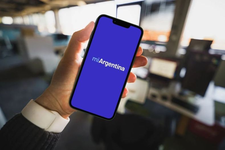 Cómo acceder al título secundario en la App Mi Argentina