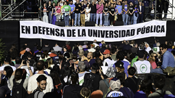 Tras los anuncios de Javier Milei, las universidades repudiaron las medidas