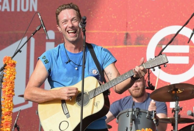 Coldplay volvió a utilizar su tradicional 