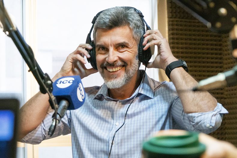 Ulpiano Suarez en Aconcagua Radio.