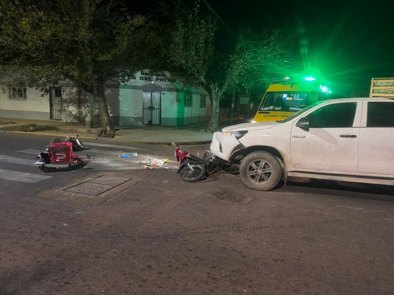 El accidente vial ocurrió minutos después de las 5 de este jueves. 