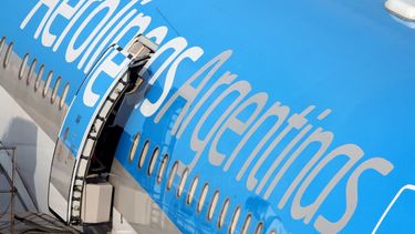 Aerolíneas Argentina refinancia deuda por U$S280 millones