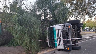 Sitio Andino | Accidente vial vuelco camion