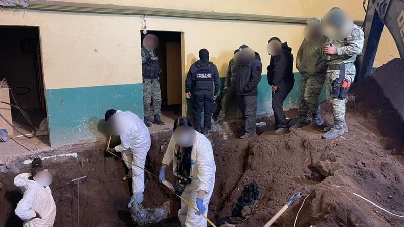Los restos humanos fueron hallados a unos 85 kilómetros al sudoeste de la Ciudad de México.