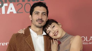 Úrsula Corberó y Chino Darín esperan un bebé: Ricardo Darín será abuelo por primera vez