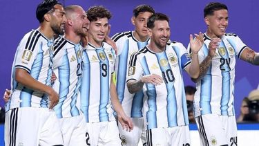 Con Lionel Messi como gran figura, los jugadores argentinos festejaron el primer triunfo en el Mundial 2026 y dejaron mensajes cargados de ilusión. &nbsp;