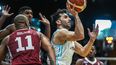 Campazzo, una de las figuras del duelo disputado en Obras. Campazzo, una de las figuras del duelo disputado en Obras.