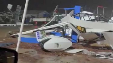 Fuerte temporal en el país: granizo, camiones volcados y destrozos.
