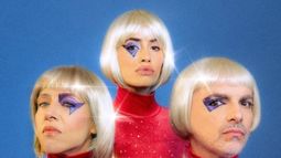 Lo nuevo de Lali Espósito: videoclip con Miranda con estilo ochentoso.