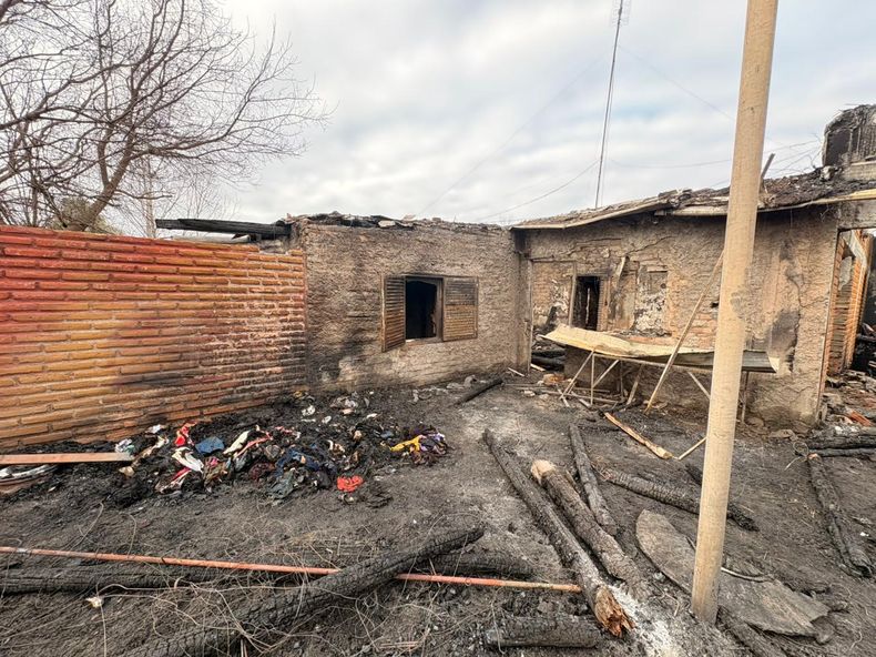 El incendio ocurrió en Cañada Seca, San Rafael. 