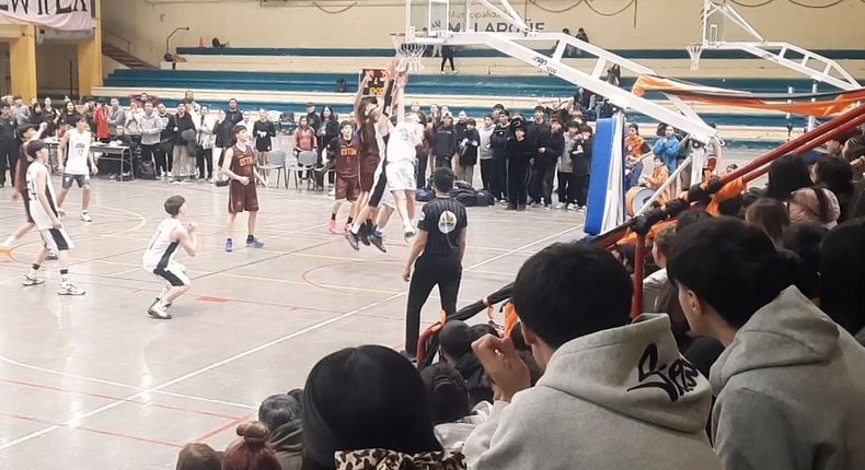Jornadas Deportivas de ESTIM en el polideportivo de Malargüe.
