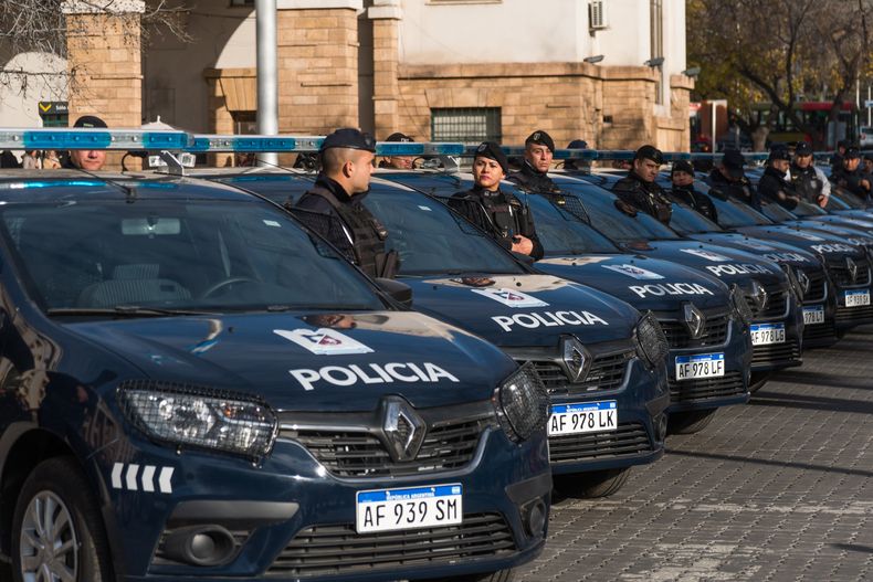 El Ministerio de Seguridad y Justicia de la provincia de Mendoza buscará adquirir cien vehículos para las fuerzas policiales.