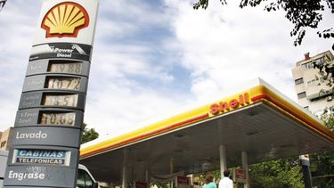 Shell quiere vender todas sus estaciones y su refinería en Argentina