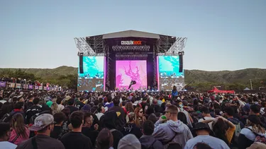 El Cosquín Rock reúne a miles de personas de todos los rincones del país.&nbsp;