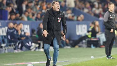 Coudet comienza su etapa como DT de River Plate tras cerrar su salida del Alavés.