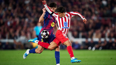 Julián Álvarez marcó un golazo de tiro libre en la ida y dejó al Atlético Madrid muy cerca de semifinales de la Champions League.
