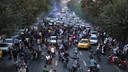 Los iraníes vuelven a salir a las calles tras casi un mes de protestas.