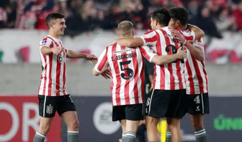 Estudiantes De La Plata: Three Straight Copa Libertadores, 59% OFF