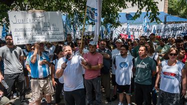 El Gobierno convocó a la mesa del salario docente tras el anuncio de paro: qué pasará en Mendoza.