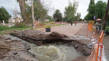Sigue la polémica por los derrames de líquidos cloacales en Guaymallén.