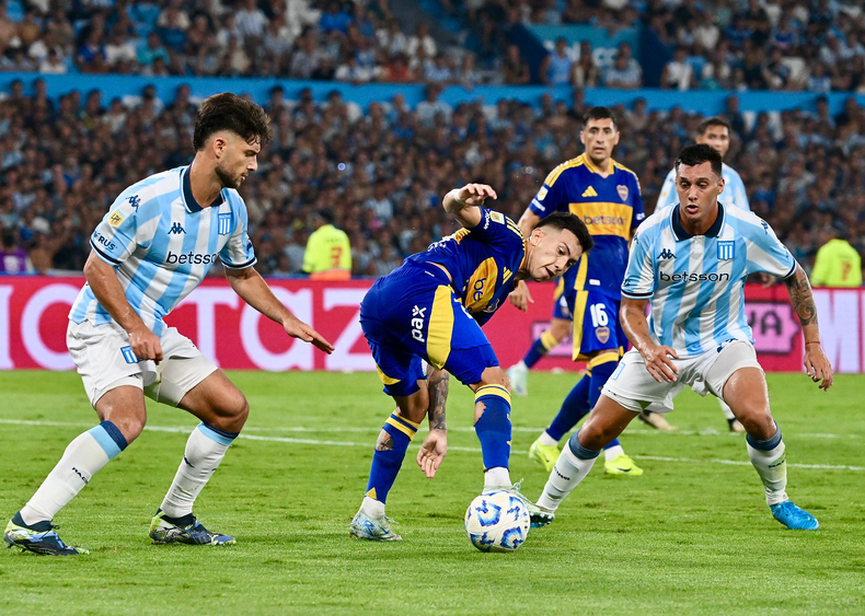 Hubo fútbol en el Cilindro.