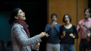 El Coro Universitario de Mendoza y Violetta Club se unen en un concierto dedicado a la música barroca.