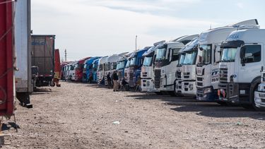 Camioneros reclaman por graves hechos de inseguridad en Chile: denuncian tres robos por semana.
