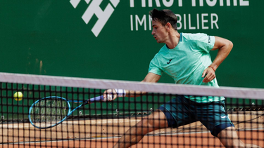 Mariano Navone derrotó al británico Cameron Norrie y continúa firme en el ATP 250 de Ginebra. Mariano Navone derrotó al británico Cameron Norrie y continúa firme en el ATP 250 de Ginebra.