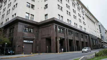 Afip instruyó a los bancos sobre cómo adaptar sus sistemas para el blanqueo y el intercambio de información con EEUU