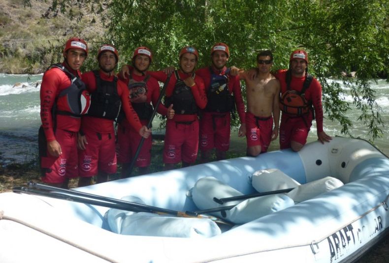 13  Los Cangrejos sanrafaelinos, representarán a la Argentina en el mundial de Rafting de Nueva Zelanda--- Jueves 28-03-13