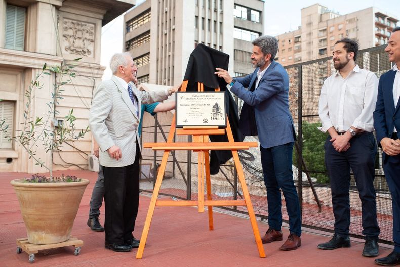 En su aniversario 96°, el Pasaje San Martín fue declarada Embajada de Paz por la UNESCO.