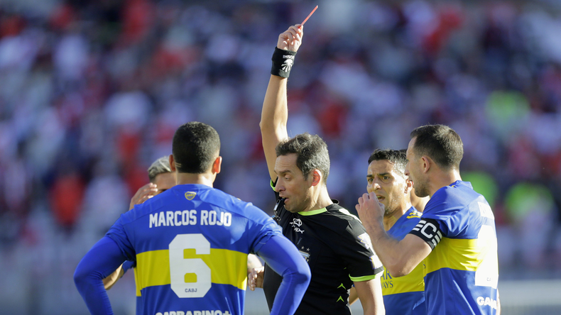 El torneo en su tercer ítems determina el fair play como forma de definición en caso de empate.