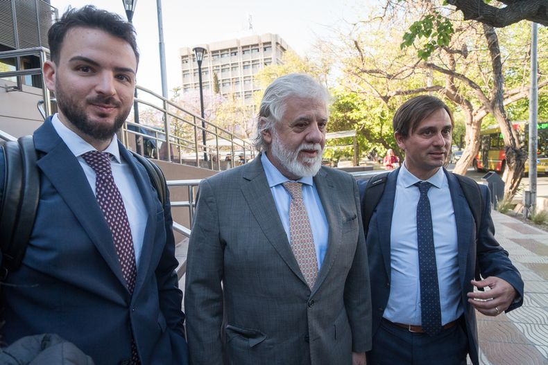 Los escritos fueron presentados por los abogados Mariano Fragueiro, Gustavo Gazali y Felipe Salvarezza.