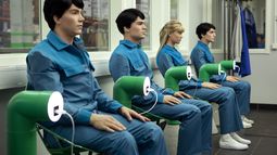 Real Humans es una serie sueca de ciencia ficción que se estrena el martes.