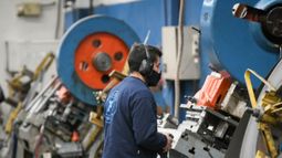 Pymes esperan que Scioli siga con las políticas de apoyo al sector