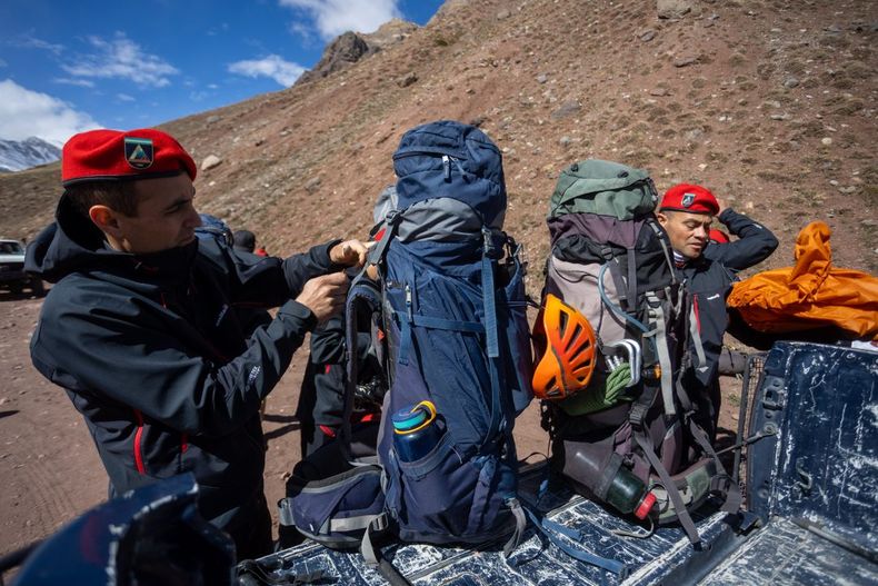 Las tareas principales del grupo incluyen la prevención de accidentes en zonas montañosas