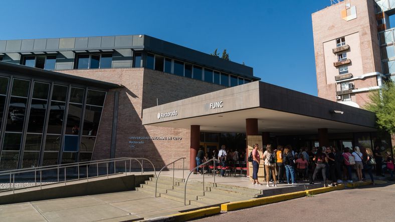 Fadiunc definió si se plegará al paro de docentes universitarios